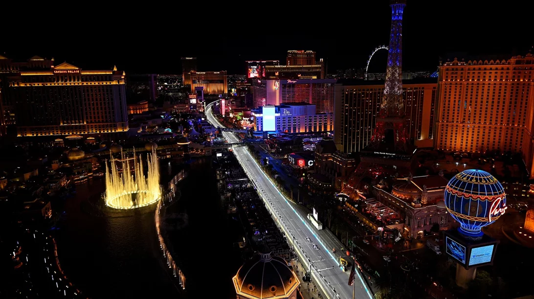 Δεν θα πιστέψεις πώς παρακολούθησαν κάποιοι το F1 Grand Prix στο Λας Βέγκας