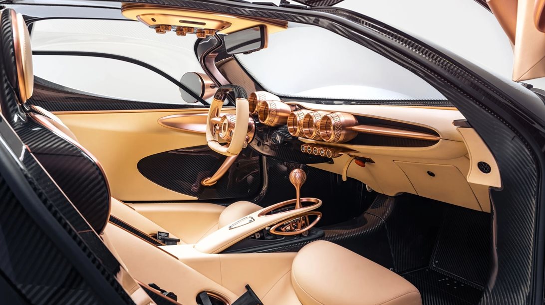 Επιτέλους η απίθανη De Tomaso P72 των 1,6 εκατ. ευρώ είναι έτοιμη για παραγωγή (video)