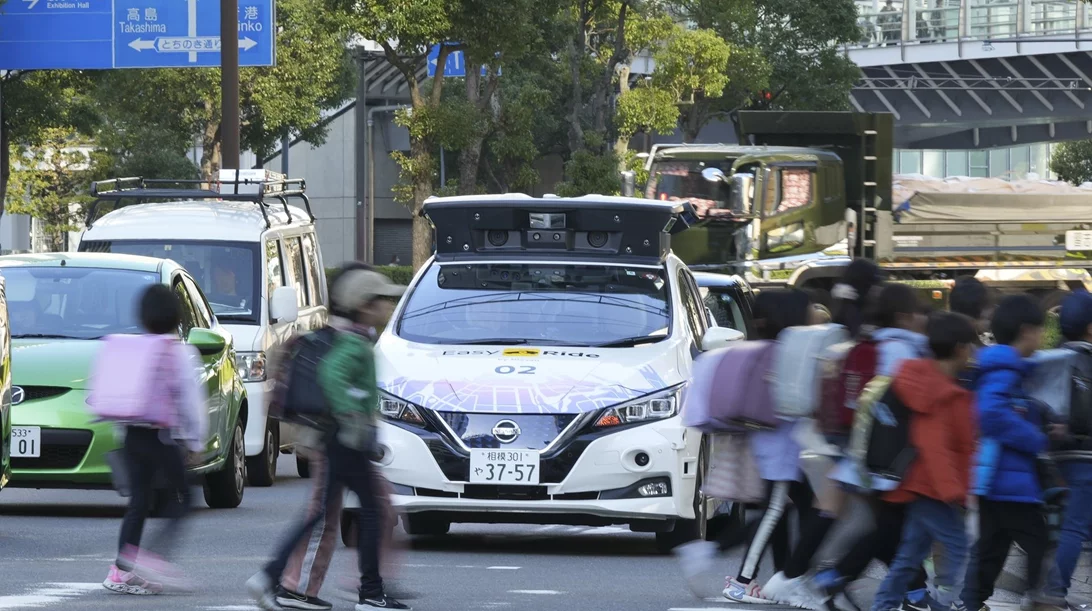 Αυτόνομο Nissan Leaf κυκλοφορεί ήδη στους δρόμους