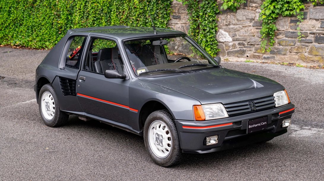 Peugeot 205 T16 βγαίνει στο σφυρί-αναμένεται να πιάσει τιμή supercar
