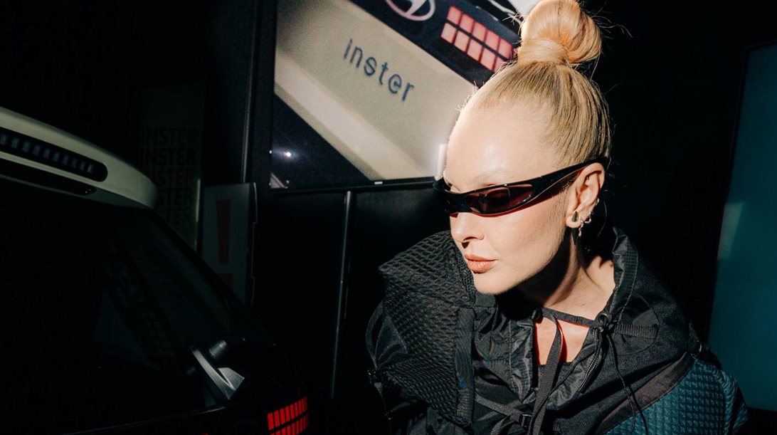 Το Hyundai Inster, η Τάμτα και η Athens Fashion Week