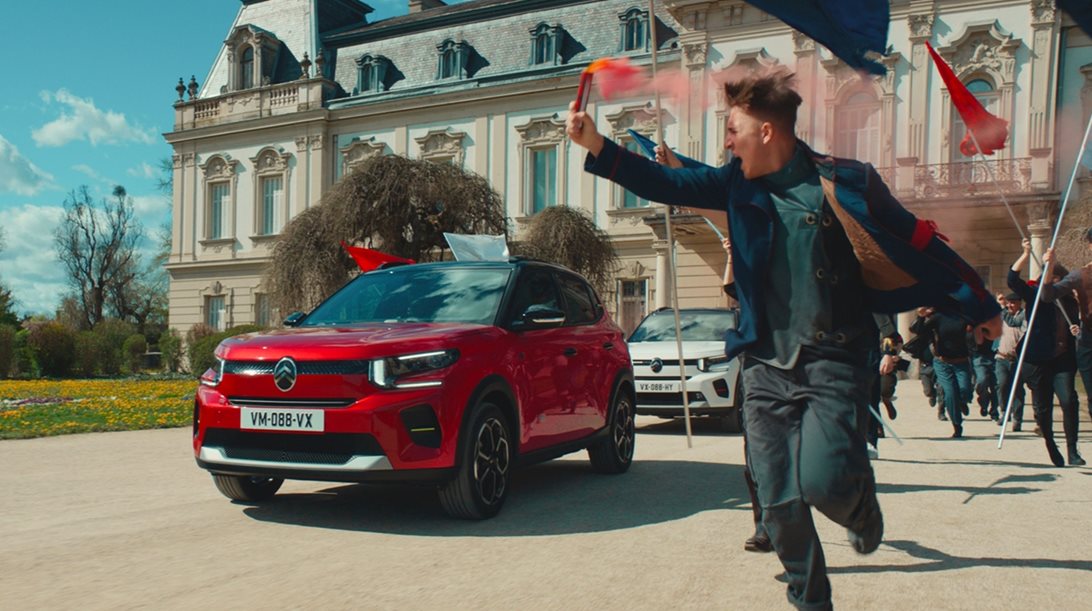 Η διαφήμιση του νέου Citroen e-C3 φέρνει την επανάσταση (video)