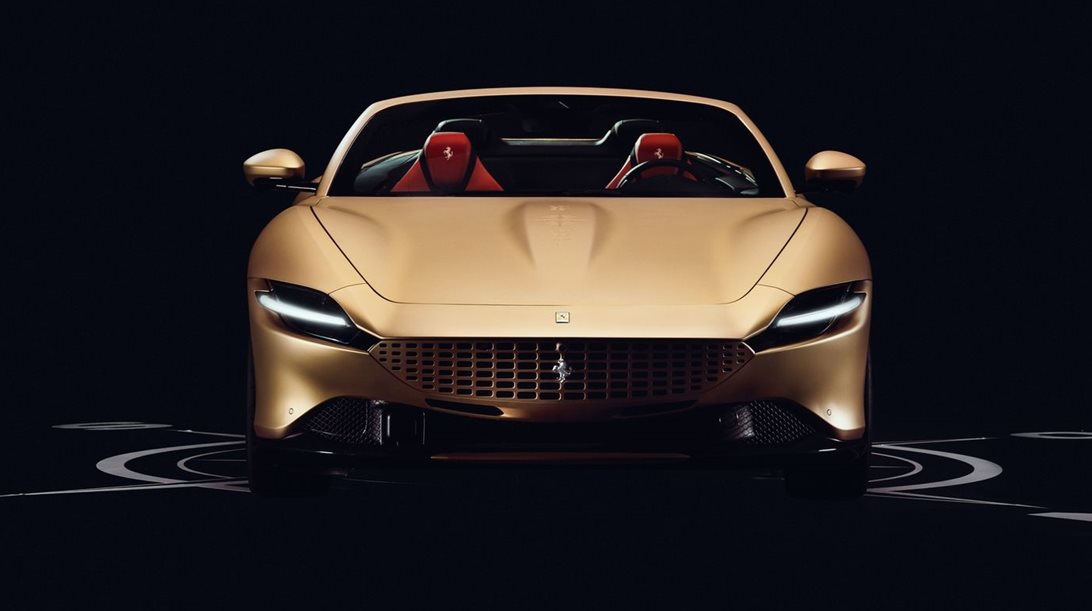 Επίδειξη αισθητικής από την Ferrari Roma Spider Tailor Made