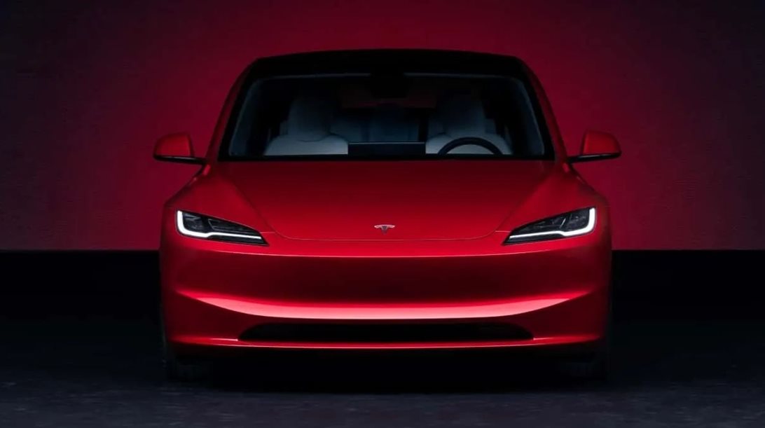 Κάνε και εσύ ερώτηση στην Tesla για το νέο Model 3 και θα σου απαντήσει