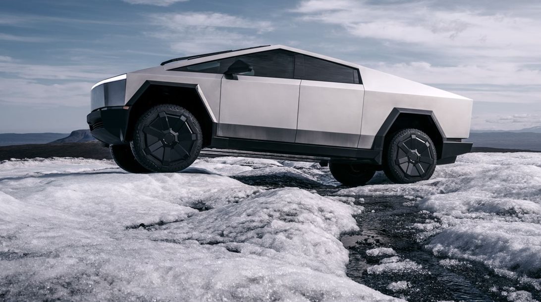 Γιατί οι μπαταρίες του Cybertruck είναι "πονοκέφαλος" για την Tesla