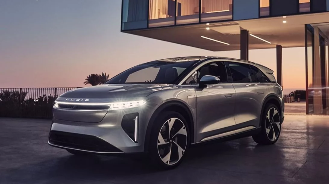 Video: Στο τιμόνι του Lucid Gravity-το ηλεκτρικό SUV που ξεχώρισε στη Γενεύη