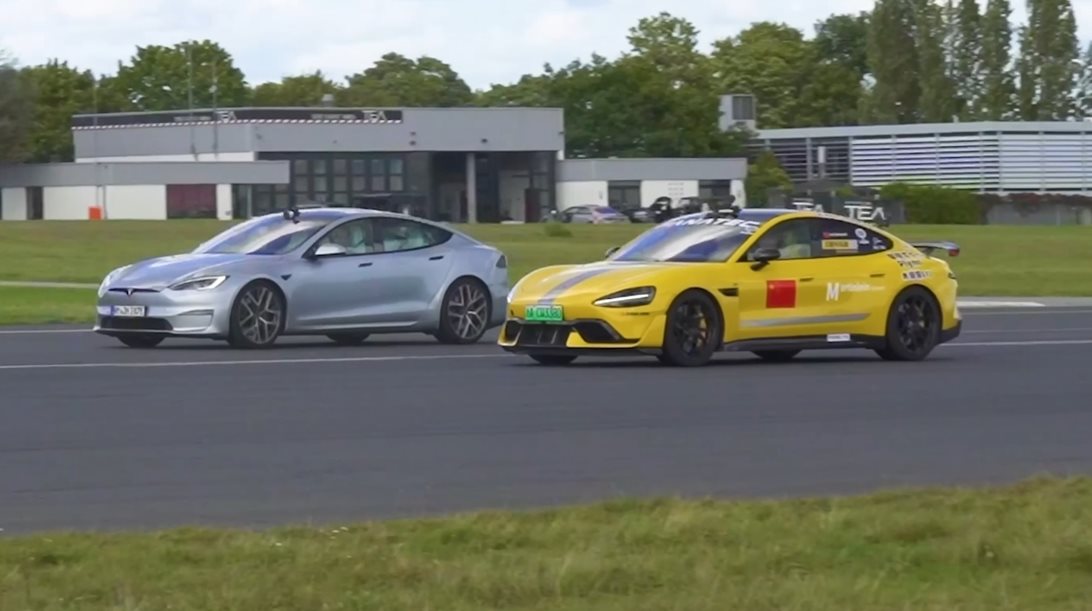 Tesla Model S Plaid vs Xiaomi SU7 Ultra: Τα ηλεκτρικά αυτοκίνητα των ρεκόρ στην απόλυτη κόντρα