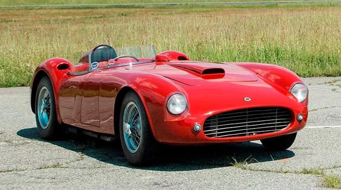 Lancia D25: Υπέροχη και μοναδική με τραγική ιστορία