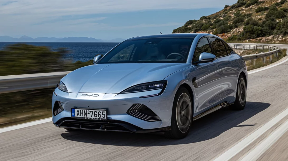 Ηλεκτρικά αυτοκίνητα: Η έφοδος των Κινέζων στην Ελλάδα και πώς αλλάζει η αγορά