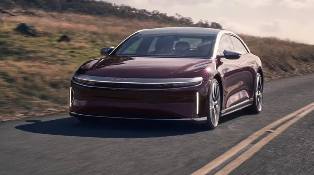 H αναβάθμιση του Lucid Air ένας ακόμη πονοκέφαλος για την Tesla