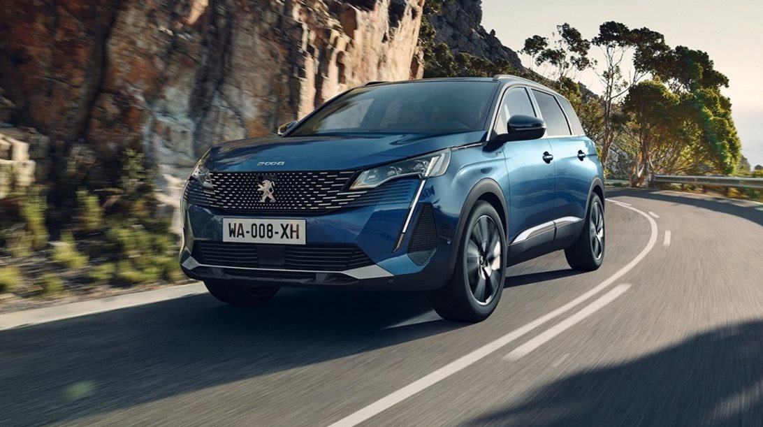 Το νέο Peugeot 5008 έρχεται στα μέσα του 2024 και θα είναι ηλεκτρικό