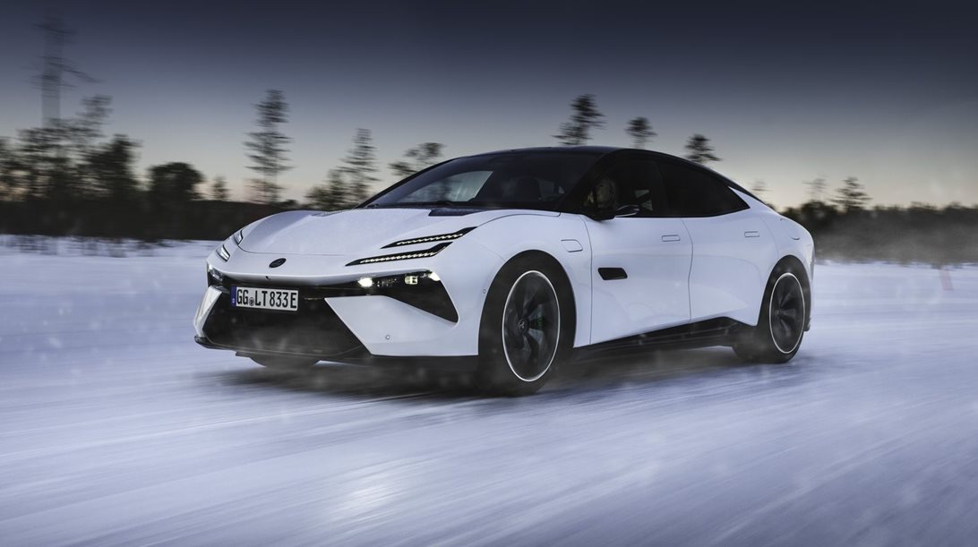 Lotus Emeya: Τελικό στάδιο δοκιμών στους -41 Κελσίου για το hyper GT των 905 ίππων