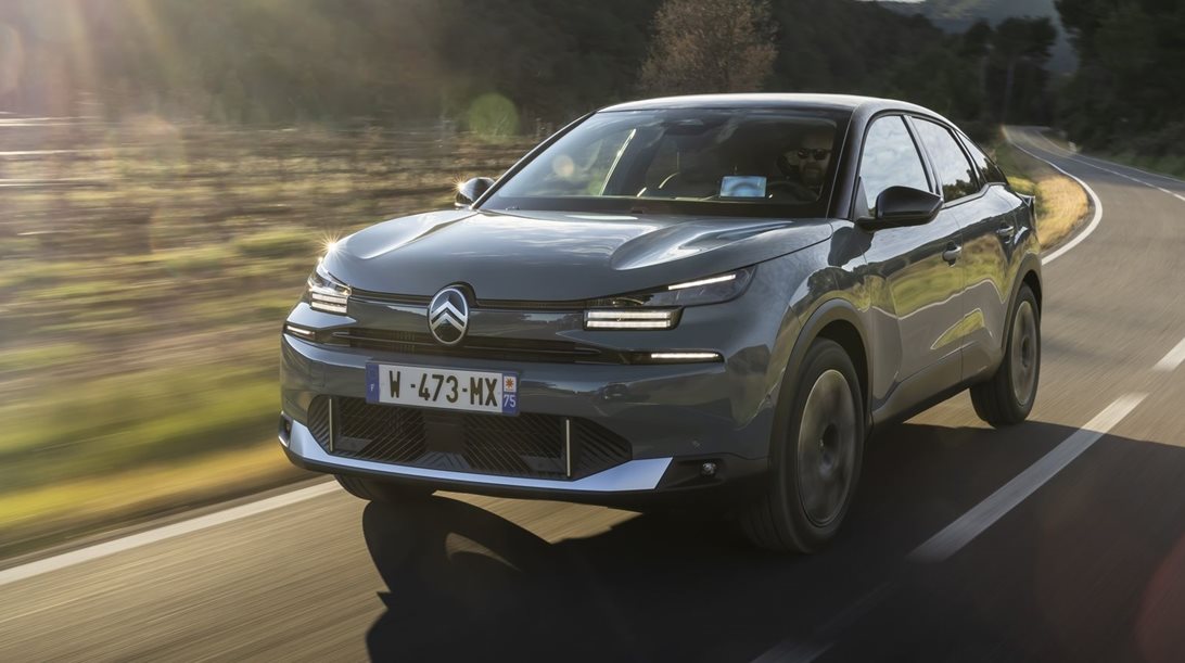 Οδηγούμε στην Ισπανία τα νέα Citroen C4 και C4X