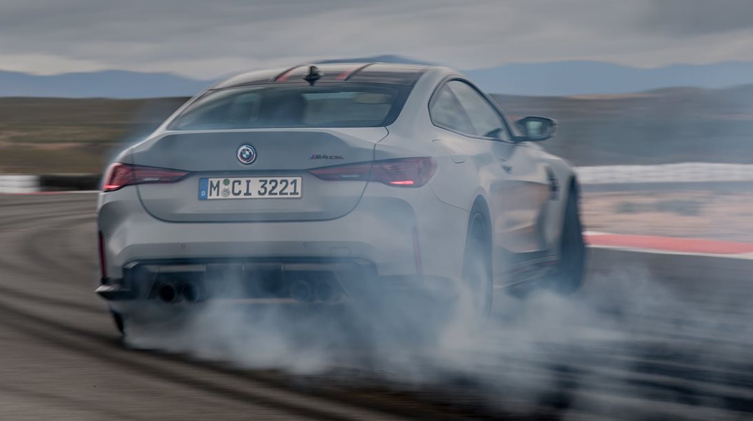 Οδηγούμε την BMW M4 CSL στην πίστα