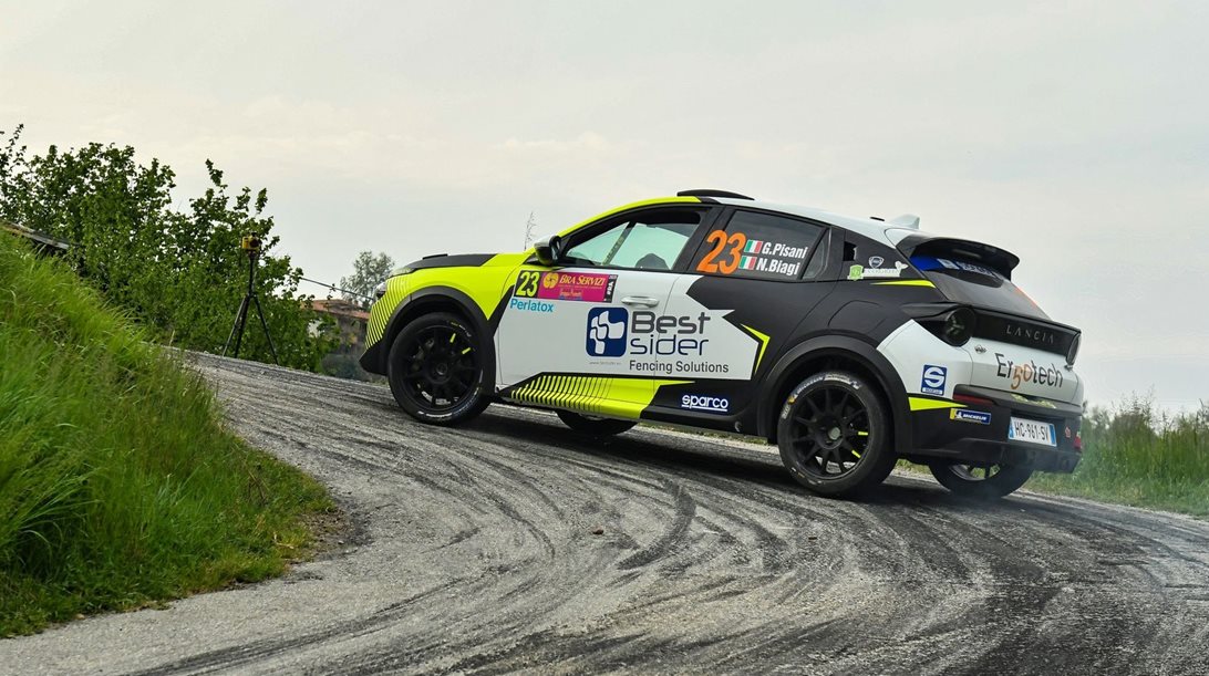 Lancia Ypsilon HF: Συγκινητικό αγωνιστικό ντεμπούτο