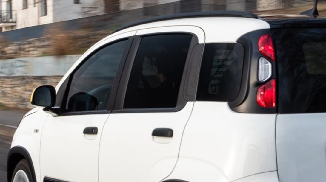 Ευρωπαϊκό υβριδικό αυτοκίνητο κάτω από 15.000 ευρώ στην Ελλάδα