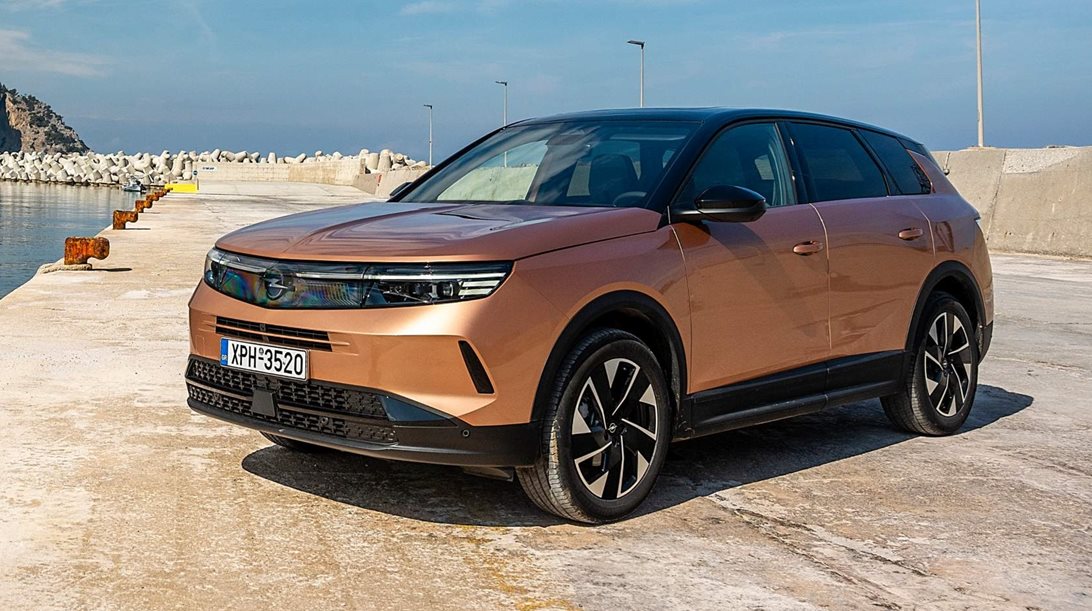Δοκιμή Opel Grandland 1.2 Hybrid: Οικογενειακό SUV σε προσφορά