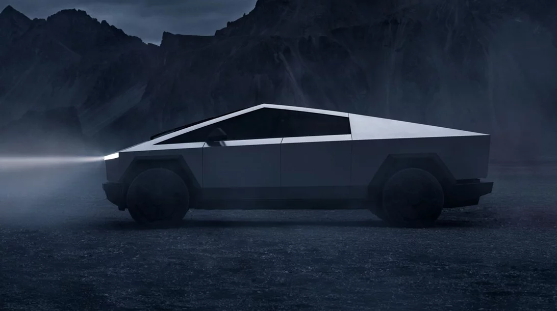 Video: Το νέο Tesla Cybertruck είναι μια οδηγική εμπειρία