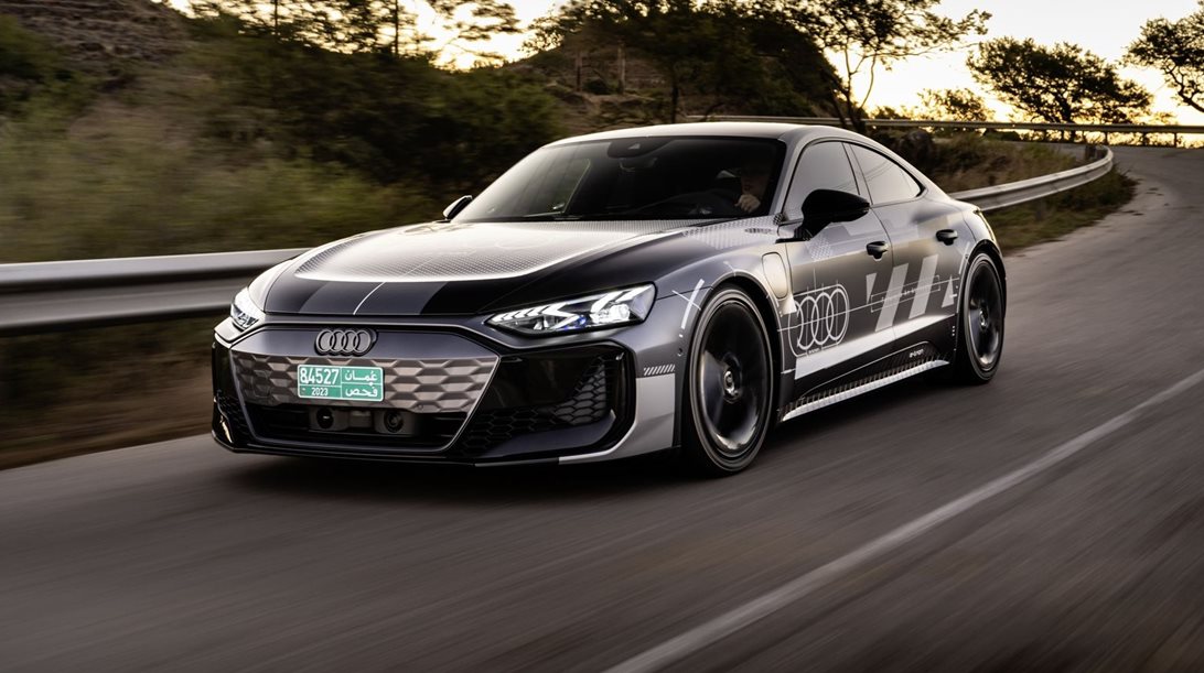 Πρώτη γεύση από Audi RS e-tron GT Performance
