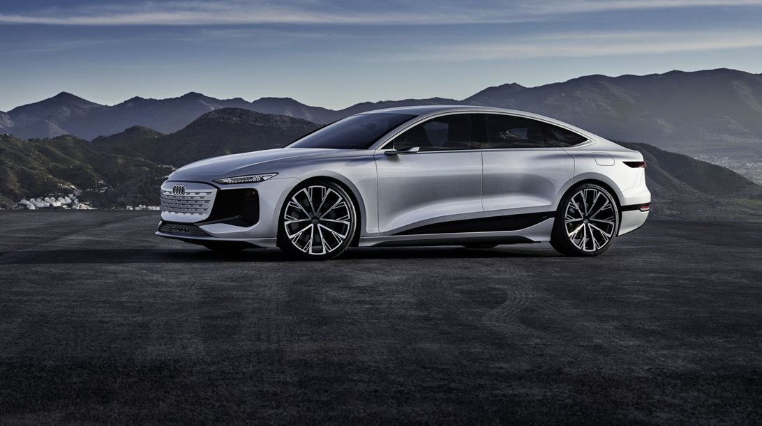 Το Audi RS6 sedan επιστρέφει ως ηλεκτρικό