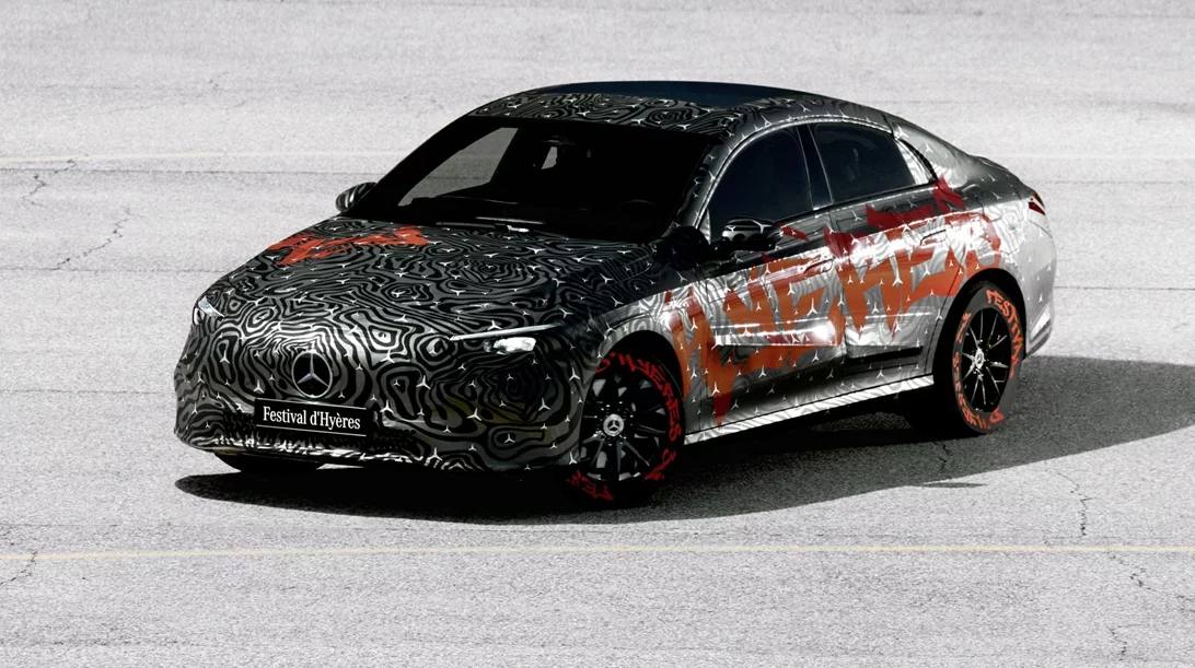 Δείτε τη νέα Mercedes CLA σχεδόν χωρίς καμουφλάζ