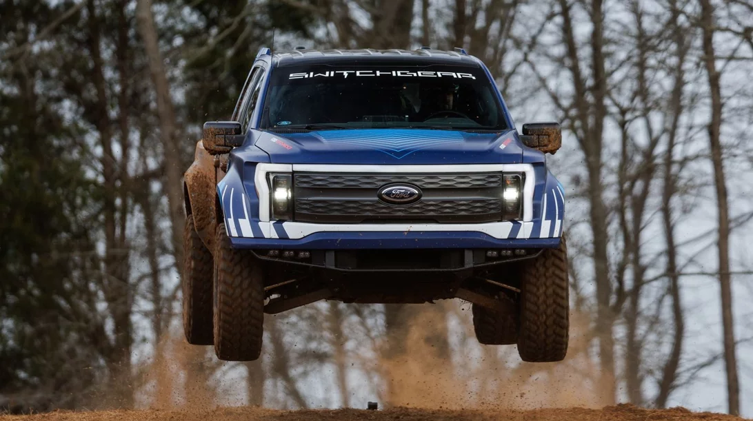 Ford F-150 Lightning Switchgear: Πώς να κάνεις πιο εντυπωσιακό το αγαπημένο pick up της Αμερικής