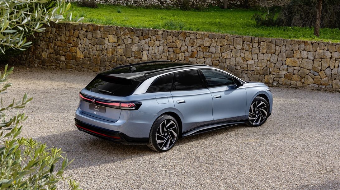 Επίσημο: Πρώτες εικόνες του Volkswagen ID.7 Tourer χωρίς καμουφλάζ