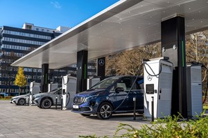 Δίκτυο ΔΕΗ blue: Πάνω από 2.000 σημεία ανεφοδιασμού με περισσότερους από 230 ταχυφορτιστές - εικόνα 6
