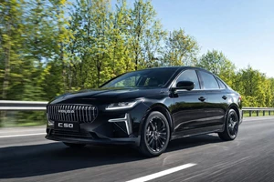 Mercedes: Η ημερομηνία σταθμός στην ιστορία της που φέτος γιορτάστηκε ιδανικά - εικόνα 7