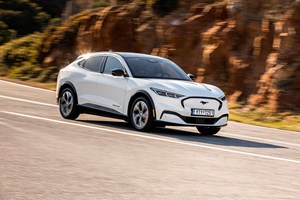 Κίνα: Κάτοχοι Tesla διαμαρτύρονται για τις μειώσεις τιμών - εικόνα 4