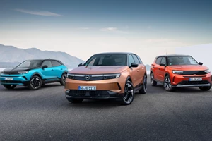 To Corsa OPC πέθανε, ζήτω το GSE-δείτε εικόνες και video από τις δοκιμές - εικόνα 6