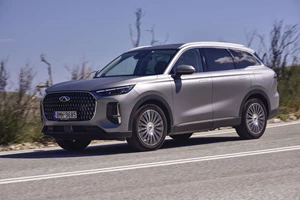 To νέο αυτοκίνητο του Robert Lewandowski είναι plug-in υβριδικό SUV - εικόνα 6