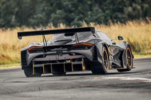 Εκατομμυριούχος ανέβασε μια McLaren Senna GTR στον 57ο όροφο ουρανοξύστη - εικόνα 4