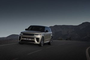 To Land Rover Defender 130 της Urban Automotive είναι άγριο - εικόνα 7