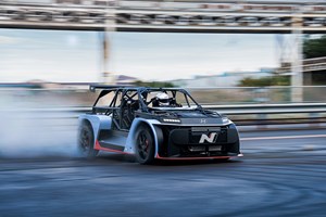 Το Hyundai Initium κινείται με υδρογόνο και έχει μεγάλη αυτονομία - εικόνα 2