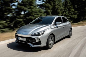 H MG ανανεώνει το πιο προσιτό της SUV και το κάνει υβριδικό - εικόνα 6
