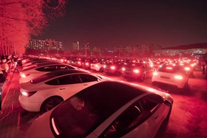 Τι έγινε όταν ένα Nissan Sentra εμβόλισε Tesla Cybertruck - εικόνα 5