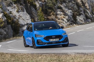 Video: Μπήκαμε εκεί που η Ford φυλάει τα ιστορικά της αυτοκίνητα - εικόνα 1