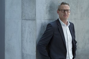 Κολοσσός αυτοκινήτων κόβει εργασιακές εγγυήσεις και ετοιμάζει μαζικές απολύσεις - εικόνα 9
