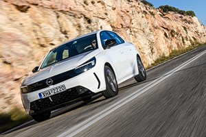 Το ηλεκτρικό Opel Manta GSe έγινε λουράκι για Apple Watch - εικόνα 7