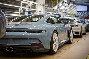 Η Porsche έφτιαξε σκάφος με τον ηλεκτρικό κινητήρα της Macan - εικόνα 2