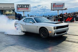 Θέλεις ηλιοροφή στο Dodge Challenger Demon; Θα την πληρώσεις ακριβά. - εικόνα 2