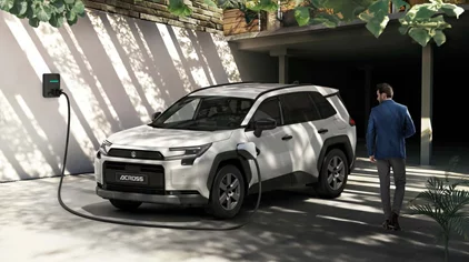 Αυτό είναι το νέο Suzuki Across-όλα τα στοιχεία και εικόνες