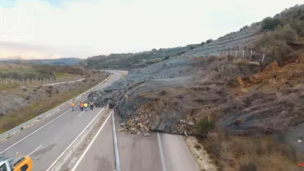 Ιονία Οδός: Μέχρι πότε θα παραμείνει κλειστή λόγω της κατολίσθησης
