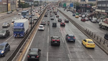Ξεκινούν τα τέλη κυκλοφορίας με τον μήνα λόγω Πάσχα