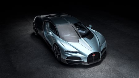 Όχι, δεν αγόρασε Bugatti Tourbillon η σύζυγος του Ζελένσκι