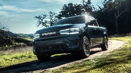 Το πρώτο ηλεκτρικό RAM 1500 REV και ο "Πρόωρος Εξηλεκτρισμός"