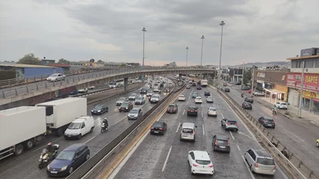 Απαγόρευση κυκλοφορίας τις ώρες αιχμής-ποια οχήματα θα αποκλείονται από Κηφισό και Αττική Οδό