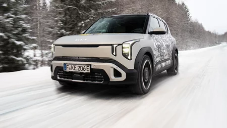 Δείτε πόσα χιλιόμετρα αυτονομίας έβγαλε το Kia EV2 σε ακραίες θερμοκρασίες