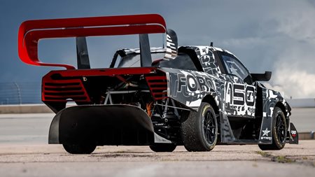To Ford Supertruck πάει Pikes Peak με καρότσα και αεροτομή